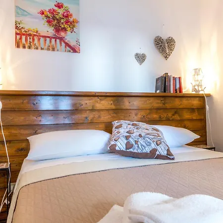 Pizzicarella By Palazzo Refolo Apartman *